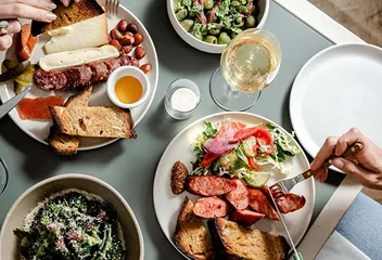 Delicious restaurant at Hanalei Bay